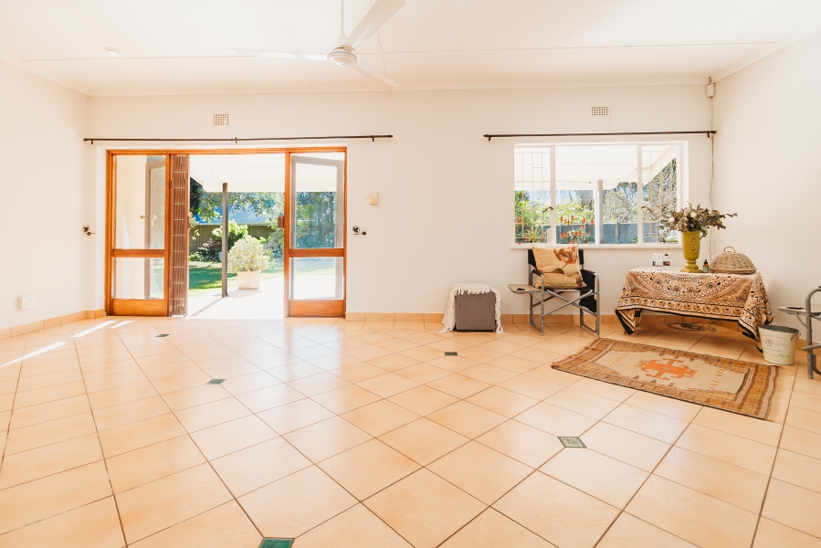 4 Bedroom Property for Sale in Heather Park Western Cape